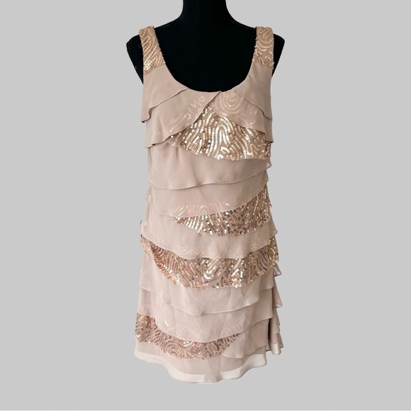 Laura CHAMPAGNE Sequins Ruffled Stretch Shift Evening Dress - Picture 1 of 12